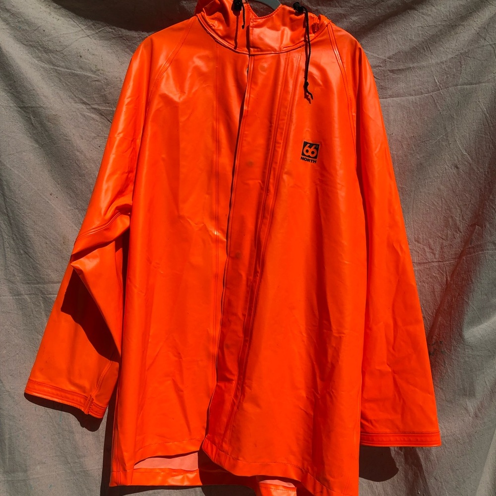 Rain coat